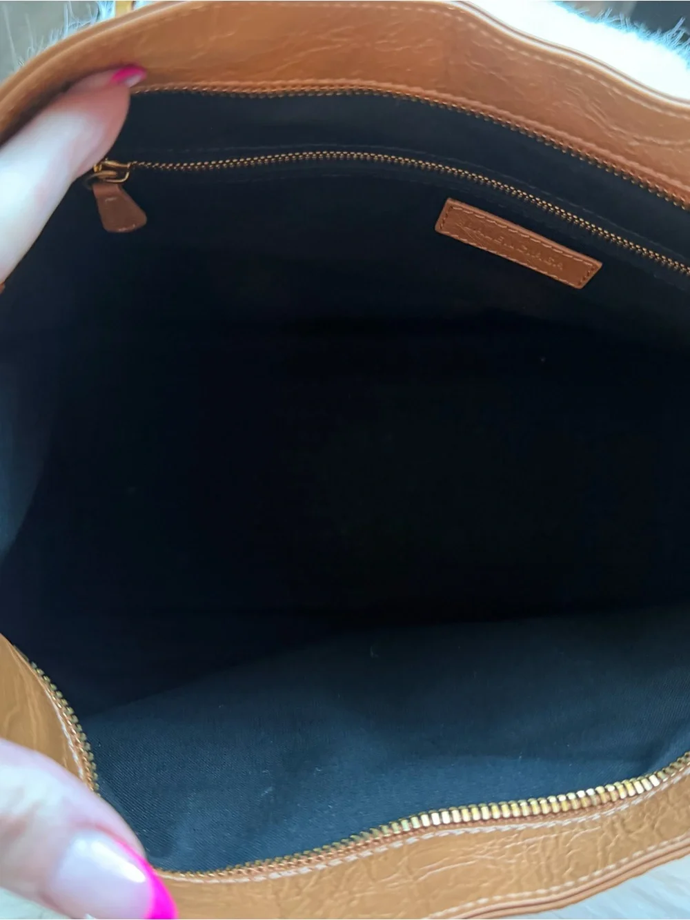 Balenciaga LE CITY BAG MEDIUM IN CAMEL